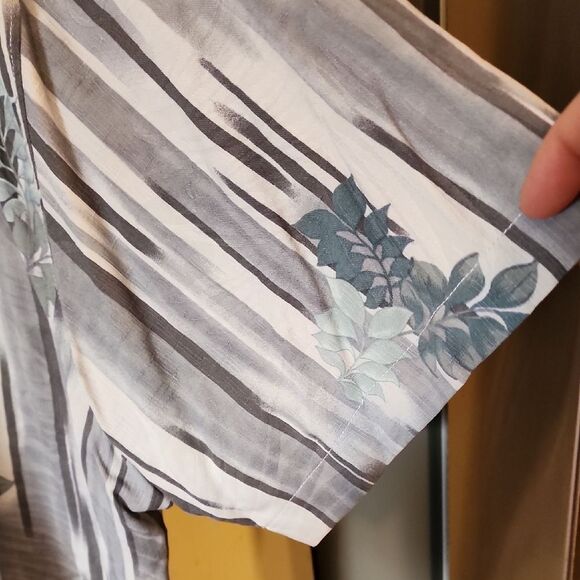 Men's Blue and Gray Striped Shirt 100% Silk - Picture 4 of 5